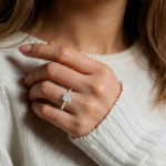 21K Solid Gold Diamond Solitaire Ring 3.9g Women’s Gold Ring - Image 2