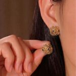 21K Gold Filigree Sphere Stud Earrings (0.960g) - Image 2