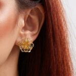 21K Gold Floral Filigree Stud Earrings – 0.820g Lightweight Design - Image 2