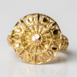 21 Carat Gold Filigree Baby Ring | Round Disc Design | 1.100g