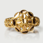 21 Carat Gold Filigree Baby Ring – Dome Style Lace Pattern(0.820g)