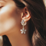 21 Carat Gold Five Petal Diamond Flower Tops | 2.140g - Image 2