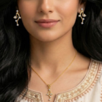 21K Gold Diamond Vine Leaf Locket & Earring Set | 3.460g - Image 2