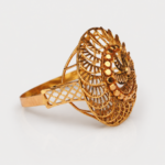 21 Carat Gold Round Filigree Ring for Women