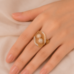 21 Carat Floral Stone Gold Ring - Image 2
