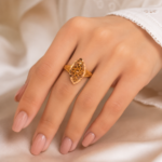 21 Carat Gold Oval Openwork Statement Ring for Women - Image 2