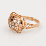 21 Carat Gold Oval Tri-Tone Openwork Ring for Women