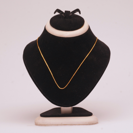gold website images 2 (6) 21 Carat Lightweight Polished Gold Chain - Image 1